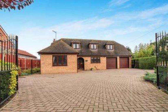 4&nbsp;Bedroom&nbsp;Bungalow